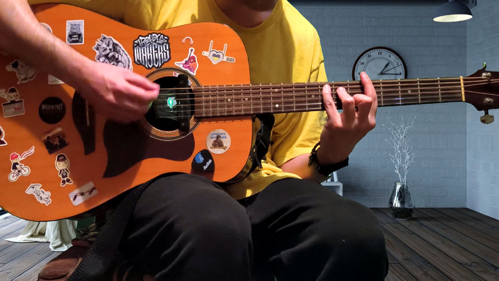 Импровизация на акустической гитаре – оптимистический трек с эффектом ревер (reveb)