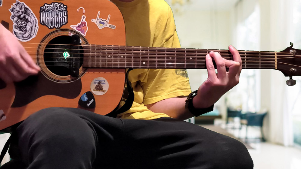 Импровизация на акустической гитаре – вечер в Майами с эффектом ревер (reverb)